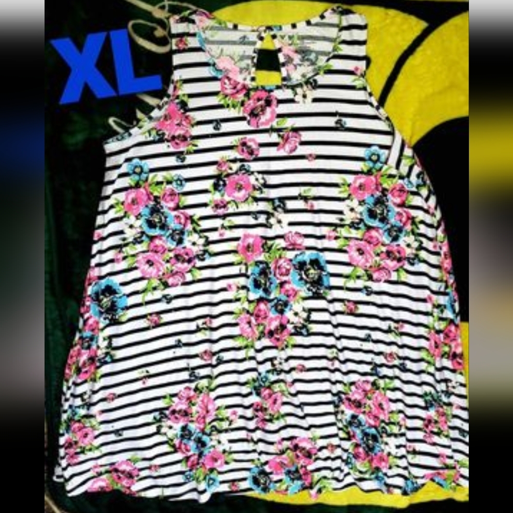 XL Dress New!!